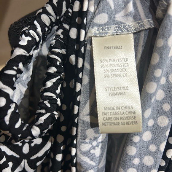 Women’s medium top - Picture 6 of 6